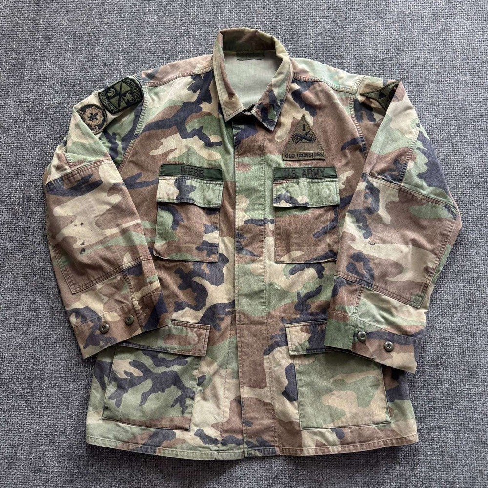 US Army BDU Field Jacket Mens M Camo Woodland Old Ironsides Patches 90s Utility